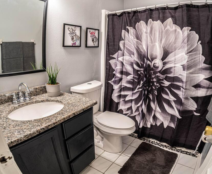 Renovated 3 Bedroom Home Near All Main Attractions Kissimmee Dış mekan fotoğraf